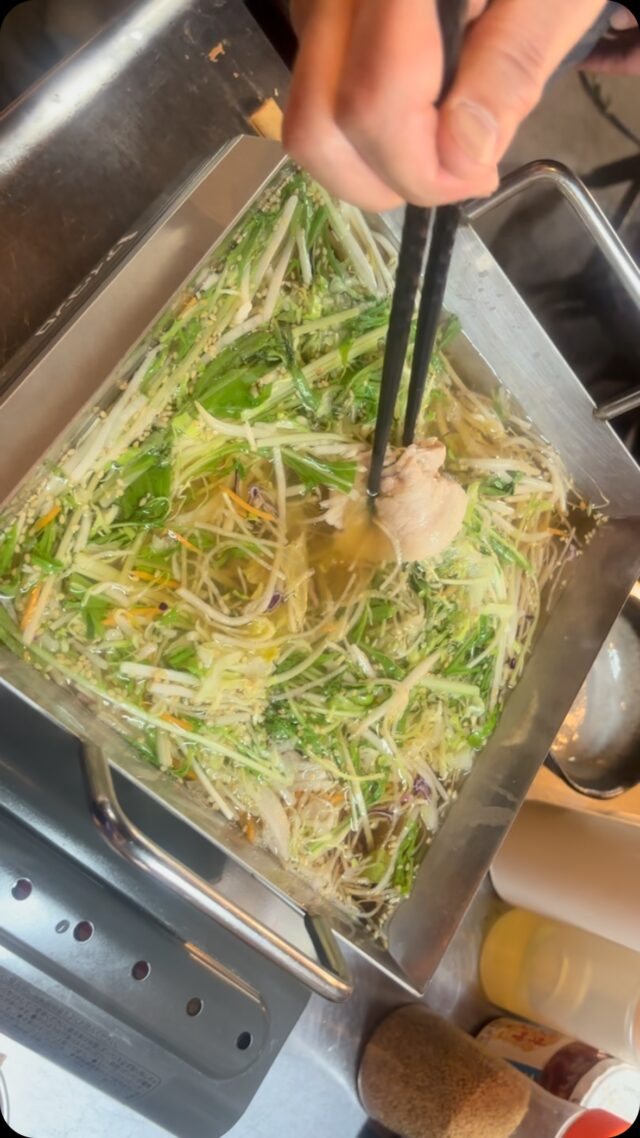 今試食段階の豚しゃぶです！
野菜も沢山食べられて、豚肉は富良野ポーク！
楽しみにしていて下さいね🙂