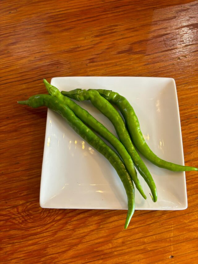 夏野菜祭り！！
この暑い日にぜひ夏野菜食べて涼む？汗かく？
ご自由に楽しんでください！
お待ちしておりますー！
